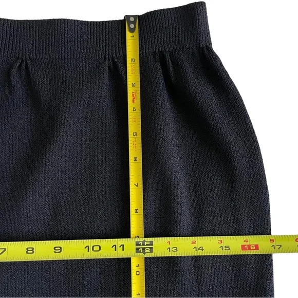 Two-Piece St. John Suit - Pale Pink and Black Jacket PLUS Black Skirt - Size 4 - Picture 10 of 16